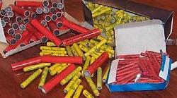 Petardi e ordigni lanciati nell'asilo: ennesimo allarme a borgo Rivo