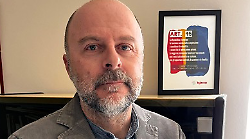 "Quattro donne fragili rischiano il posto di lavoro". La denuncia di Legacoopsociali per il possibile cambio della cooperativa che svolge le pulizie in Comune