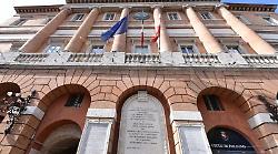 Sospeso lo stato di agitazione, ma i sindacati avvertono il Comune: "Assente la parte politica" 