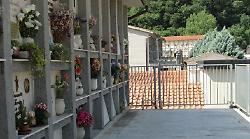 Disservizio al cimitero : &ldquo;Luci votive spente ma si pagano&rdquo;