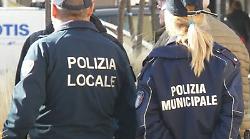 Alla guida con la patente revocata di un&rsquo;auto senza assicurazione: denunciato un uomo e sequestrata la macchina