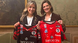 Volley serie A1 femminile, il futuro &egrave; donna: il nome Black Angels spiegato alla sindaca