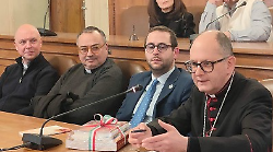 Visita pastorale dell&rsquo;arcivescovo Maffeis: &ldquo;Ripartiamo dai territori per ritrovare insieme un senso di comunit&agrave;&rdquo;