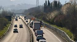 Tragedia a Narni Scalo: 35enne investito in cantiere sulla statale 675 resta in condizioni critiche