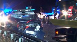 Schianto sulla Flaminia dopo l'inseguimento: un complice per continuare la fuga