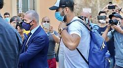 Caso Su&aacute;rez, le difese: "Assolveteli perch&eacute; non hanno commesso alcun reato"