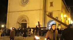 Cascia, grande partecipazione alla Processione del Cristo Morto. Il sindaco De Carolis: &ldquo;Rinnovata una tradizione secolare&rdquo;