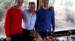 Gemelli morti folgorati, il racconto dello zio: "Li ho trovati io, &egrave; terribile, adesso &egrave; finito tutto"