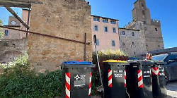 Rimossi in centro 7 bidoni su 10:  il Comune lavora anche a sistemi di schermatura per ridurre l&rsquo;impatto visivo