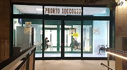 Terni, portato al pronto soccorso con ferite da arma da fuoco. Indagini a tappeto, ipotesi tentativo di gambizzare il 19enne