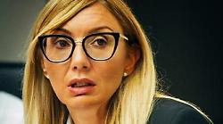 Torna il divieto di accesso di moto e auto nei sentieri. Meloni: "Montagne sono patrimonio, non piste"