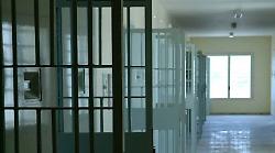 Maltrattava la madre anziana con cui conviveva: in carcere un 45enne 