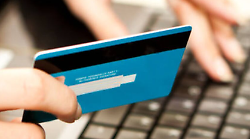 Finto venditore induce acquirente a condividere dati sensibili per aprire conto PayPal illegale: denunciato 22enne