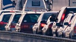 Gravissimo incidente in autostrada tra Arezzo e Valdarno. Numerosi mezzi coinvolti e ci sarebbero dei morti