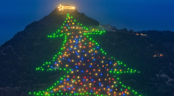 Scatta la campagna 'Adotta una nuova luce' per l'Albero più grande del mondo 
