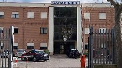 Assisi, marito e moglie arrestati dai carabinieri per spaccio di stupefacenti 