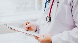 Fuga dei medici di famiglia, solo in 16 hanno accettato l'ingresso ai corsi su 45 posti disponibili. I dubbi sul ruolo unico