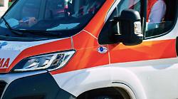 Pirata della strada investe badante a Morre di Baschi e fugge con l'auto a tutto gas