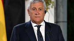 Manovra, Tajani "Modifica su affitti brevi o non voteremo mai"