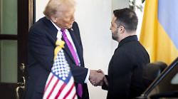 Vertice sull'Ucraina, Trump "Molto vicini alla pace". Zelensky "Colloqui positivi"