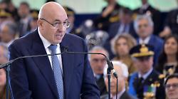 Giorno della Memoria, Crosetto "Difesa commemora vittime e onora la loro storia"