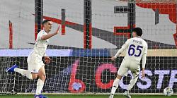 Lo scontro salvezza va alla Fiorentina, notte fonda per la Cremonese