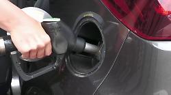 Carburanti, il taglio delle accise prorogato all&rsquo;1 maggio