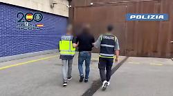 Sfugg&igrave; all'arresto a Napoli, catturato in Spagna un latitante italiano