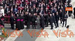 Meloni arriva a San Pietro per la Messa di insediamento di Papa Leone XIV