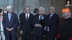 Zaia dona a Mattarella il leone di San Marco in vetro di Murano