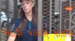 Inchiesta Salva Milano, chiesti domiciliari per assessore Tancredi. Eccolo uscire da Palazzo Marino