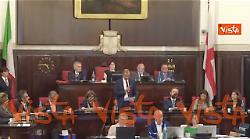 Scontro Sala-Marcora in consiglio comunale Milano, per la foto fake del sindaco vestito da galeotto