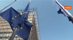 Deraglia funicolare a Lisbona, bandiere a mezz'asta su palazzi istituzioni Ue per onorare vittime