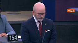 Metsola rifiuta richiesta del minuto di silenzio per Charlie Kirk al Parlamento Ue. Tensione in Aula