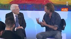 Mattarella inaugura con Jovanotti l'anno scolastico all'Istituto penale per minori di Nisida