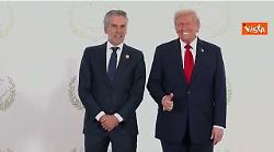 Accordi pace Gaza, Trump stringe le mani ai leader in Egitto, il timelapse della casa Bianca