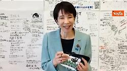 Sanae Takaichi eletta prima premier donna in Giappone. Eccola che presenta il suo canale social