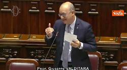 Educazione sessuale a scuola, scontro in Aula tra opposizione e Valditara: “Sfruttate i femminicidi”