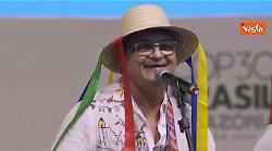 Cop30 in Brasile, musica, costumi e danze tradizionali della band amazzonica Arraial do Pavulagem