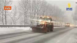 Avviato il piano neve 2025-2026 di Anas, In campo 2.800 persone e 2.200 mezzi