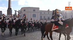 Festa del Tricolore, cambio della Guardia solenne del Reggimento Corazzieri in Piazza del Quirinale