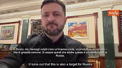 Zelensky: Russia ignora sforzi diplomatici e colpisce civili e infrastrutture