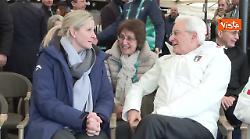 Milano Cortina, il Presidente Mattarella arriva a Cortina con la giacca del team Italia