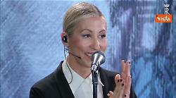 L'emozionante performance di Malika Ayane con la sua "Ricomincio da qui" al Quirinale per l'8 marzo