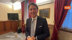 Il dietro la tenda dell'intervista con Conte del direttore di Agenzia Vista Alexander Jakhnagiev