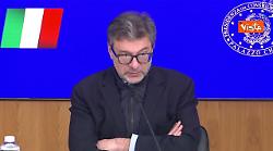 Governo approva nuovo decreto carburanti, Giorgetti: Taglio accise prorogato fino al primo maggio