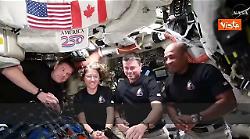 Silenzio imbarazzante durante chiamata tra astronauti della Artemis e Trump: Si sono ancora qui