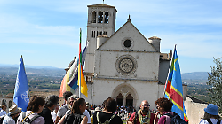 PerugiAssisi, oltre centomila persone marciano per la pace.&nbsp;Video