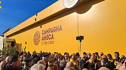 Terni, i primi giorni di rinascita del mercato coperto in centro. Parlano gli operatori degli stand di Largo Manni