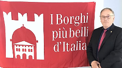 Fiorello Primi: "Cos&igrave; sono nati I Borghi pi&ugrave; belli d'Italia. Vi racconto i miei anni da sindaco di Castiglione del Lago"